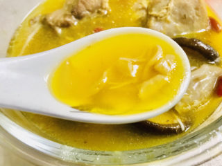 18、金汤花胶鸡,一口鸡汤千金不换