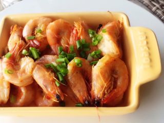 14、椒盐基围虾,这个菜儿子超级喜欢,从来没有剩下来的。