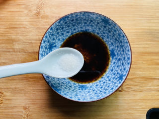 10、酱焖黄花鱼,白糖