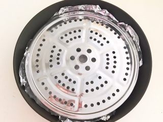 20、自制香熏鹅肝,加入蒸架