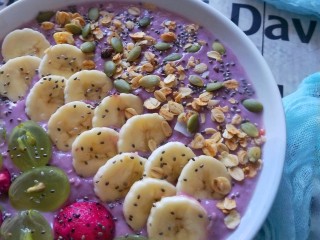 15、紫薯燕麦思慕雪,成品图