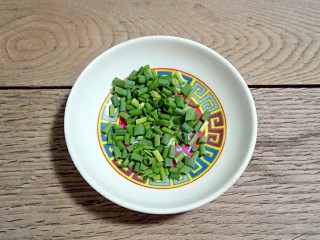 4、玫瑰腐乳冬瓜,香葱切葱花