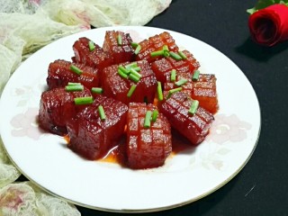 16、玫瑰腐乳冬瓜, 盛盘撒香葱，貌美如花的冬瓜来了。