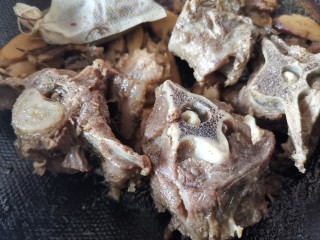 14、冬季滋补好时机,烤羊蝎子藜麦饭,收汁