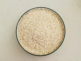 6、祛湿养生粥  赤豆甘薯糯米粥,糯米