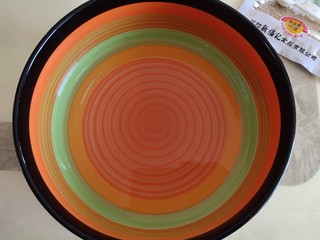 6、冰爽酸辣意面,300ml白开水