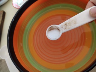 8、冰爽酸辣意面,加1️⃣克盐