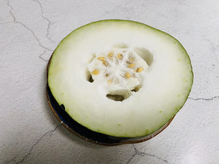 1、排骨冬瓜汤,冬瓜