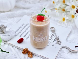 16、核桃花生红枣露,健康养生零添加，自己做的卫生又美味，适合所有人哟。