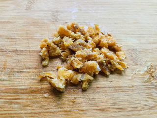 3、高汤娃娃菜,海米泡软切丁