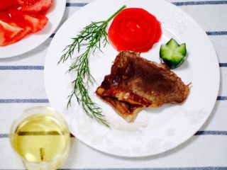 11、煎牛排,煎牛排完成～