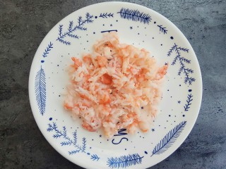 9、宝宝辅食～鲜虾松,用手撕碎