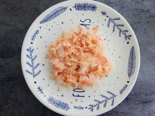 15、宝宝辅食～鲜虾松,擀好后取出