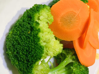 11、鲍鱼捞饭,捞出先放碗里；