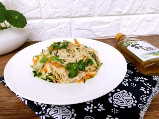 21、麻辣金针菇,成品图二