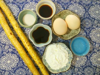 1、金枝糖醋山药,材料准备好。
