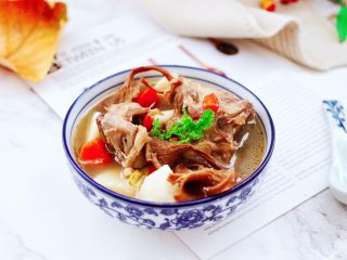 16、榛蘑山药筒骨煲,成品一