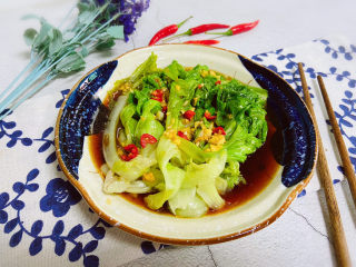 17、蒜泥生菜,成品图一