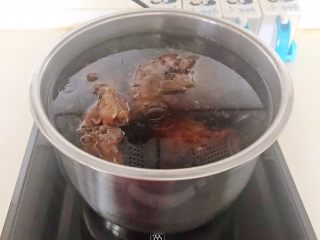 27、驴肉火烧,驴肉卤熟了