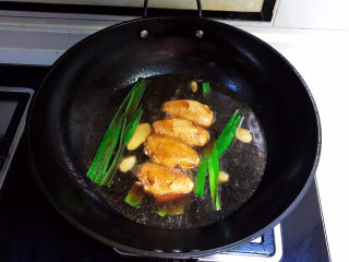 20、可乐鸡趐,可乐要没过鸡翅