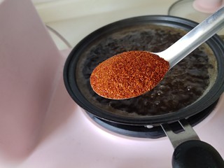 10、香辣沾串,一勺辣椒粉