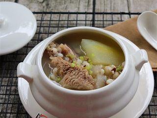 14、祛湿消肿瘦身的冬瓜薏仁汤,成品图