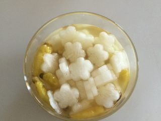 10、泡椒白萝卜,拌均匀