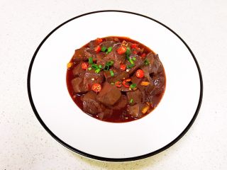 19、爆炒香辣猪血,爆炒香辣猪血出锅了