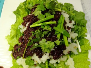 16、【Cathy边吃边营养】—营养低脂打包杂粮饭,最后再放点绿色点缀