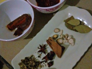 6、麻辣香锅,准备好香料