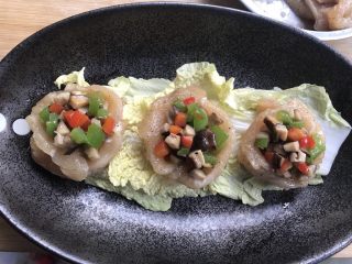 15、少油减脂菜，彩蔬鸡肉盏,半成品，还是可以做好几个的。