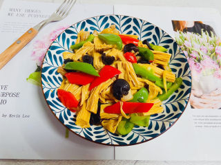 18、青椒炒腐竹,成品图