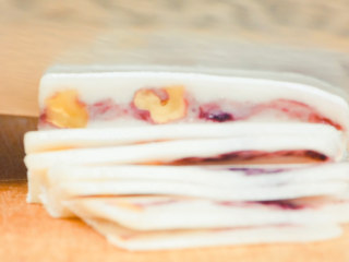 19、玫瑰云片糕,切薄片