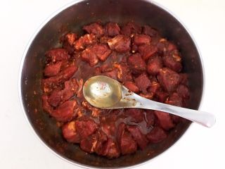 17、健康烧烤  电烤羊肉串,加入玉米油