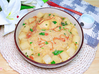 16、老鸭粉丝汤,一碗滋补营养的老鸭粉丝汤就上桌了！