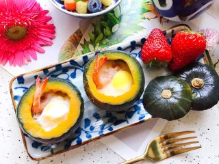 17、鹌鹑蛋鲜虾贝贝小南瓜盅,成品图