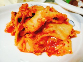 4、辣白菜豆腐煲,辣白菜备好