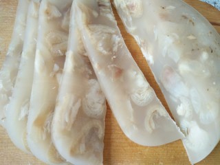 16、#猪年#猪蹄冻,切成想要的块或者片