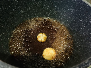 19、鲍鱼捞饭,大火煮开；