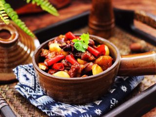 20、红烧牛肉炖大蒜,成品一