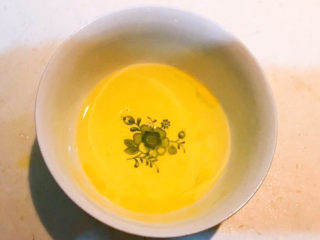 7、鲜虾饼,1个鸡蛋清