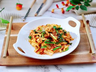 16、泡菜炒鸡蛋,成品一