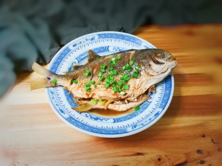 15、青蒜金昌鱼,青蒜味的金昌鱼非常好吃，要不要试试