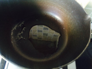 11、桂花香贴秋膘——番茄牛腩,起一锅。热锅冷油。