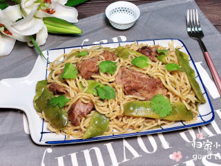 24、排骨豆角焖面,一盘子秒没的节奏！注意别吃太多了哟！