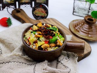 19、海虹蒜苗什锦蛋炒饭,再来一张诱惑你。