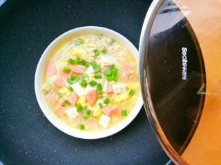 20、鲜香浓郁的菌菇豆腐汤,开吃。