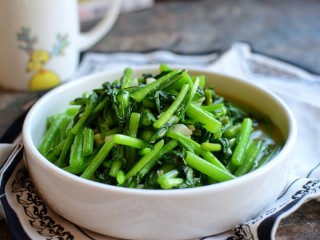 12、蒜蓉茼蒿,成品图