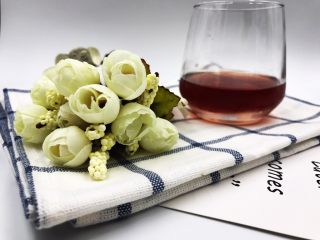 11、芬芳馥郁《玫瑰酒》【美酒篇】,决定不理他们，他们竟然躲起来了！！！