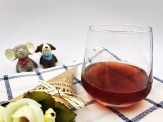 10、芬芳馥郁《玫瑰酒》【美酒篇】,小象和小狗说，不给他们喝，就不给我做模特！！！